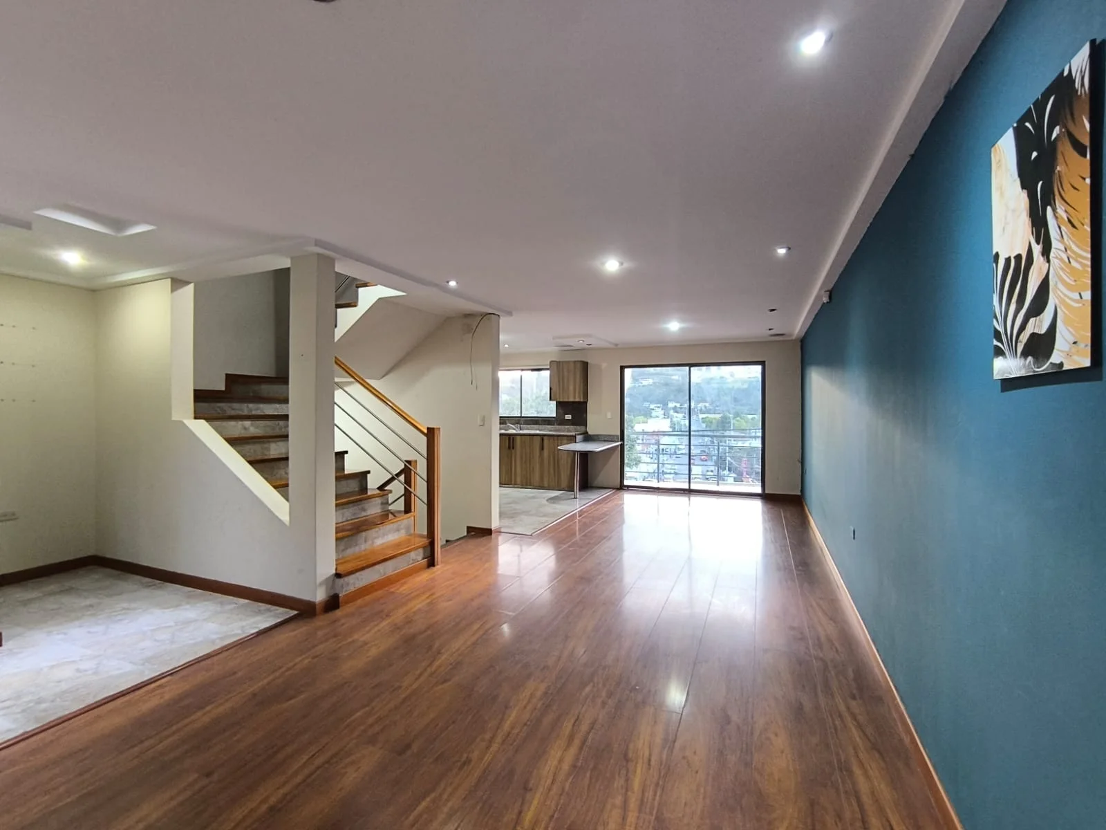 Casa en venta, sector  Machángara, dentro de urbanización privada - Imagen 2