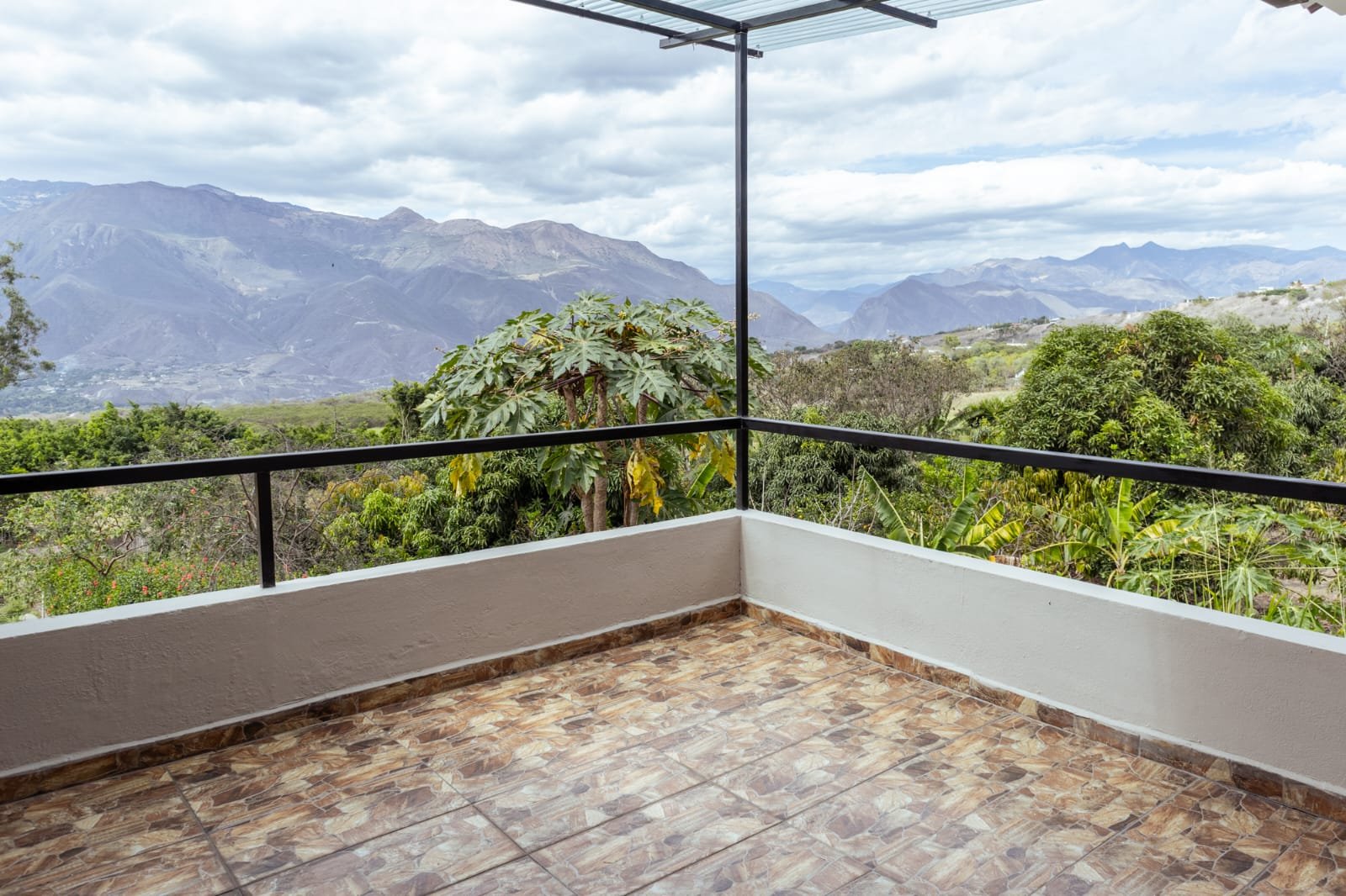 QUINTA VENTA SECTOR YUNGUILLA LACAY ALTO - Imagen 4