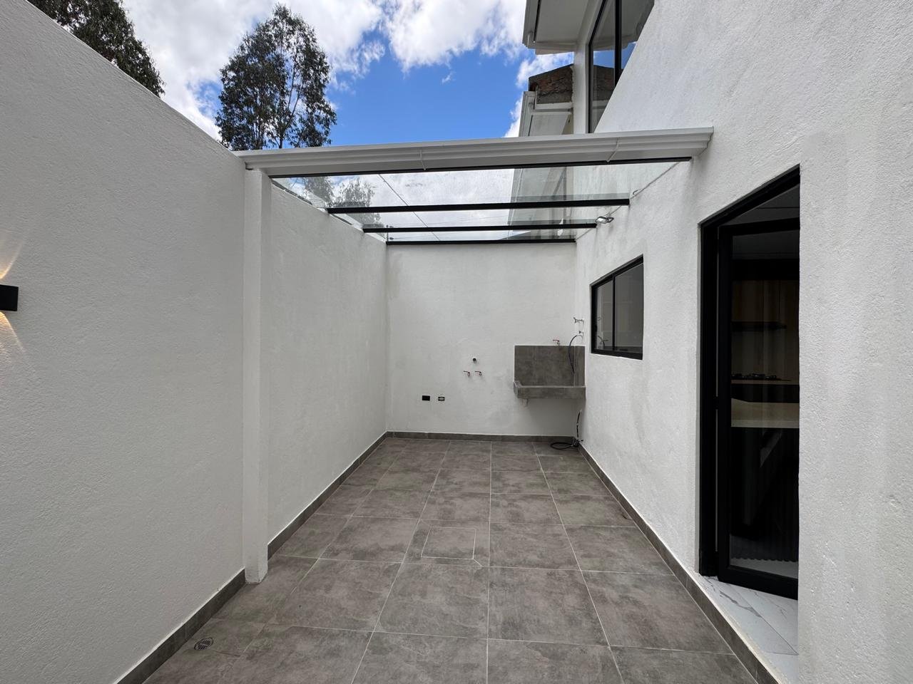 Casa en venta, Sector RACAR PLAZA - Imagen 3