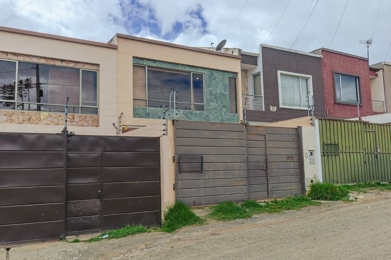 Casa en Venta, Sector Centro de Ricaurte, Cuenca