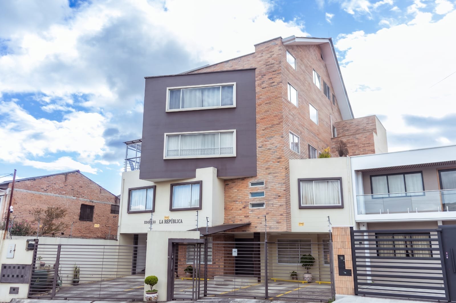 Departamento Duplex de Venta Sector San Blas